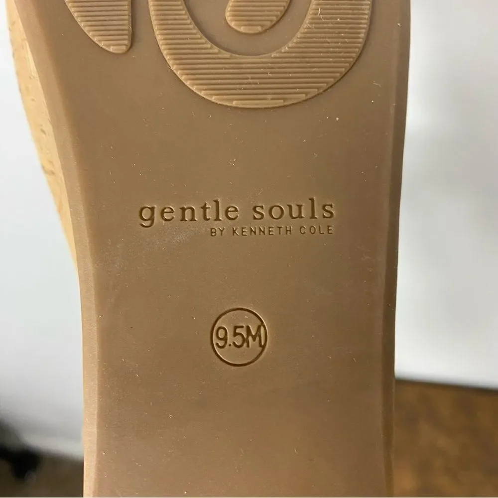 Gentle souls by Kenneth Cole Cork wedge heel